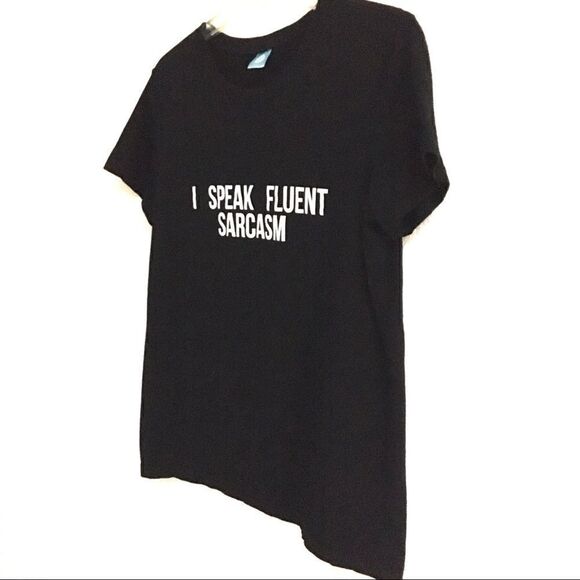 “I speak fluent sarcasm” black graphic tee M - Picture 3 of 5